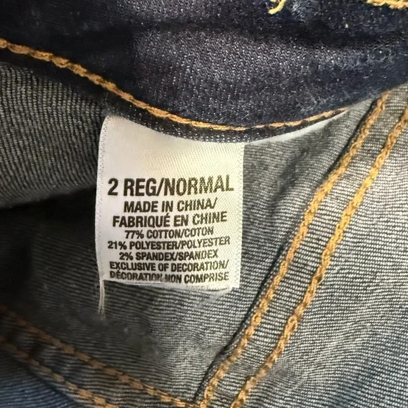 Aeropostale Women's Jeans Jegging Stretch Medium Wash Distressed Denim Size 2 - Picture 4 of 5